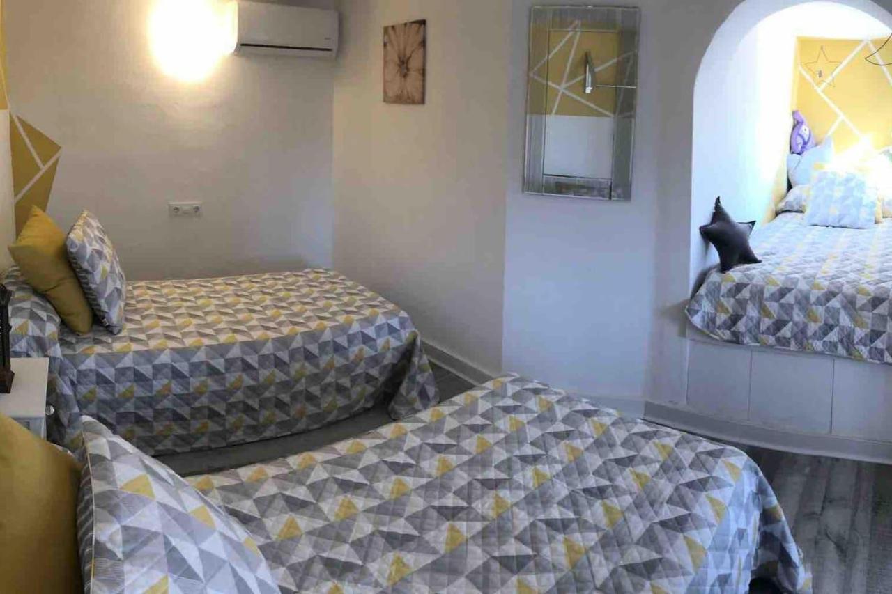 Lovely 2 Bed Apartment In Алькалали Экстерьер фото